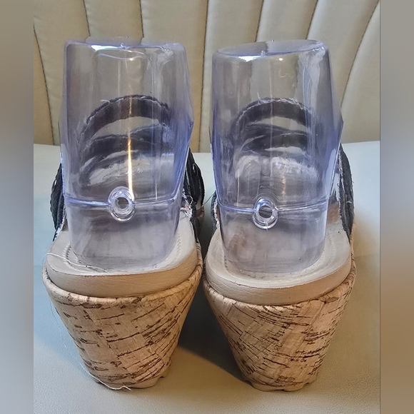 CROCS A-Leigh Womens Size 7 Black Wedge Cork Heel Slip On Strappy Sandals - Picture 4 of 10